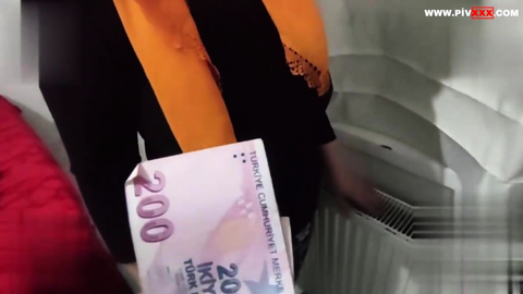 Türbanlı Türk Hizmetçi Göt Karşılığında Borçlarını Sildirdi Türk İfşa Porno