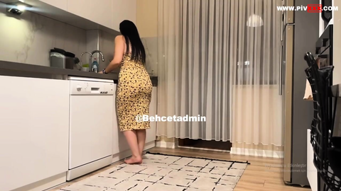 Talya Burcu mutfak temzliği katıl video