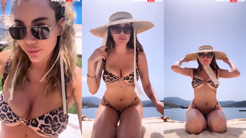 Esin Çepni Leopar Bikiniyle Poz Veriyor