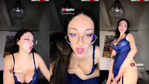 Tango Ayla mavi donunda azgınca kıvırtıyor
