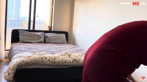 Fatma ile her telden ev temizliğinde eğiliyor