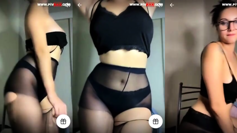 tango bloom tangoda memelerini açıp götünü gösteriyor