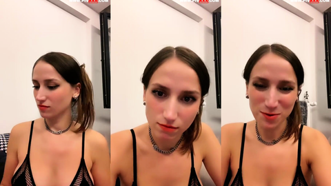 eylül deniz tango memelerini gösterip parmaklıyor
