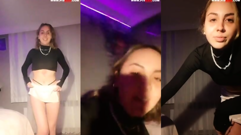 semfunny canlıda eteğini kaldırıp amını okşuyor