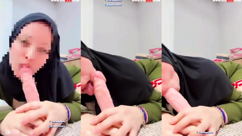 türbanlı boncuk tangoda dildoyu yalayıp emiyor