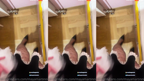 mayamartinni file çorap yırtıp amını okşuyor onlyfans videosu