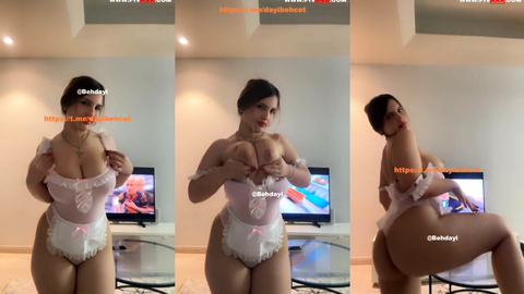 tusem tango hizmetçi kostümde memelerini açıp okşuyor
