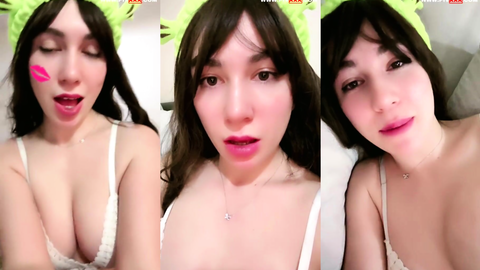 study yeşil kurbağa şapkasıyla webcamde azıyor