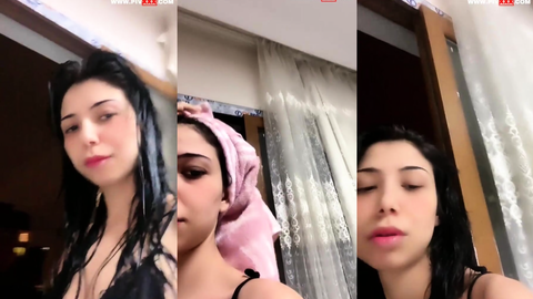 nehir tangoda ıslak saçla memelerini gösterip parmaklıyor