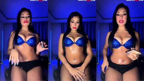 tango serenay okay ıslak memelerini parlatıp para sallıyor